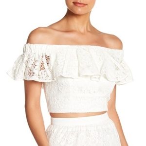 NWOT WAYF off the shoulder crop top Size S
